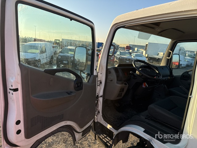 2016 Nissan Cabstar 35.12 2016 Comet 77FT00005 21 m on Bucket Truck - Autobokštelio: foto 4 2016 Nissan Cabstar 35.12 2016 Comet 77FT00005 21 m on Bucket Truck - Autobokštelio: foto 4