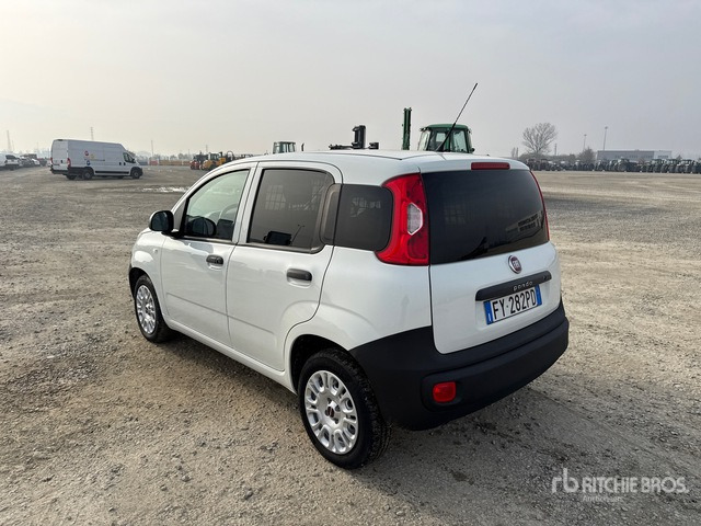 2019 Fiat Panda 1.2 69CV VAN EURO 6DT POP Van Truck - Furgonas sunkvežimis: foto 2 2019 Fiat Panda 1.2 69CV VAN EURO 6DT POP Van Truck - Furgonas sunkvežimis: foto 2