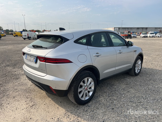 2019 Jaguar E-Pace D150 Automobile - Lengvasis automobilis: foto 3 2019 Jaguar E-Pace D150 Automobile - Lengvasis automobilis: foto 3