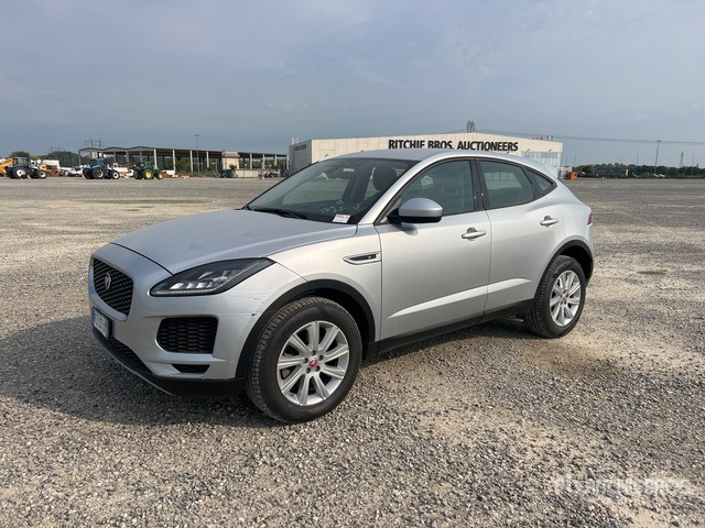 2019 Jaguar E-Pace D150 Automobile - Lengvasis automobilis: foto 1 2019 Jaguar E-Pace D150 Automobile - Lengvasis automobilis: foto 1