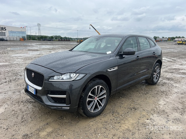 2019 Jaguar F-Pace 2.0D I4 180CV R-SPORT AWD (Inop ... SUV - Visureigis: foto 2 2019 Jaguar F-Pace 2.0D I4 180CV R-SPORT AWD (Inop ... SUV - Visureigis: foto 2
