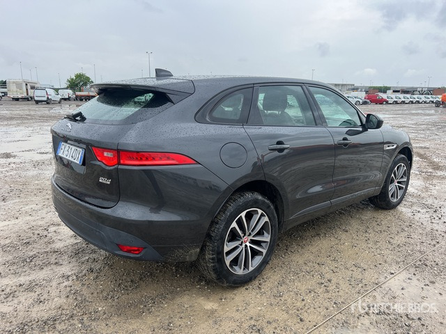 2019 Jaguar F-Pace 2.0D I4 180CV R-SPORT AWD (Inop ... SUV - Visureigis: foto 5 2019 Jaguar F-Pace 2.0D I4 180CV R-SPORT AWD (Inop ... SUV - Visureigis: foto 5