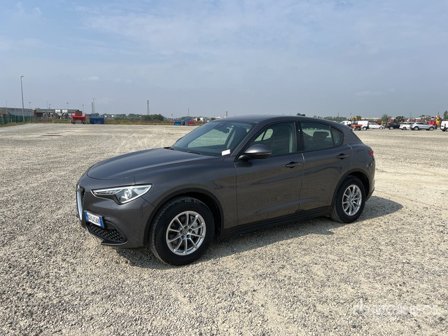 2020 Alfa Romeo Stelvio 2.2 TD 190CV AT8 Q4 BUSINESS SUV - Visureigis: foto 1 2020 Alfa Romeo Stelvio 2.2 TD 190CV AT8 Q4 BUSINESS SUV - Visureigis: foto 1