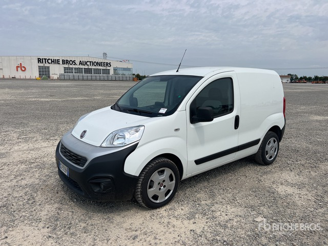 2020 Fiat Fiorino Autocarro furgonato - Mažas furgonas: foto 1 2020 Fiat Fiorino Autocarro furgonato - Mažas furgonas: foto 1