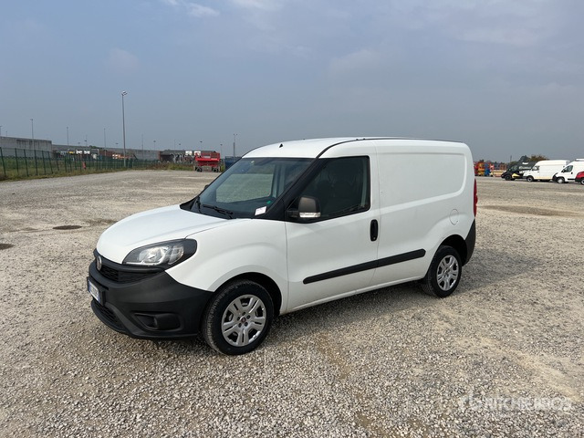 2021 Fiat Doblo CARGO CH1 LOUNGE 1.3 MJET 95CV ... Van Truck - Mažas furgonas: foto 2 2021 Fiat Doblo CARGO CH1 LOUNGE 1.3 MJET 95CV ... Van Truck - Mažas furgonas: foto 2