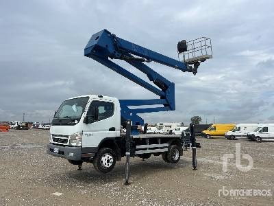 MITSUBISHI CANTER 6C15 2011 Socage DA 328 28 m on 4x2 - Autobokštelio: foto 1 MITSUBISHI CANTER 6C15 2011 Socage DA 328 28 m on 4x2 - Autobokštelio: foto 1