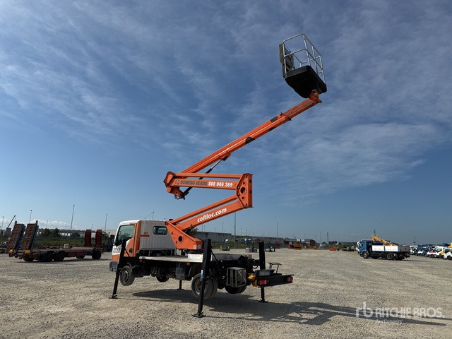 Nissan Cabstar Piattaforma autocarrata - Autobokštelio: foto 3 Nissan Cabstar Piattaforma autocarrata - Autobokštelio: foto 3