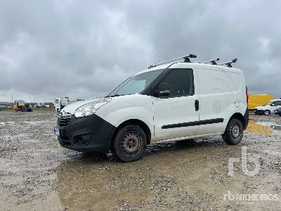 OPEL COMBO - Furgonas sunkvežimis: foto 1 OPEL COMBO - Furgonas sunkvežimis: foto 1