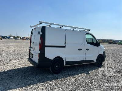 OPEL VIVARO - Furgonas sunkvežimis: foto 4 OPEL VIVARO - Furgonas sunkvežimis: foto 4
