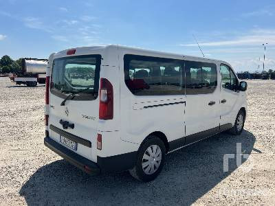 RENAULT TRAFIC 9 seats - Furgonas sunkvežimis: foto 3 RENAULT TRAFIC 9 seats - Furgonas sunkvežimis: foto 3