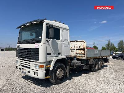 VOLVO F12 6x2 (Inoperable) - Platforminis/ Bortinis sunkvežimis: foto 1 VOLVO F12 6x2 (Inoperable) - Platforminis/ Bortinis sunkvežimis: foto 1