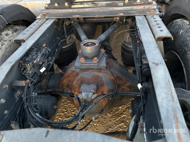 2009 DAF CF85.460 4x2 S/A Sleeper Truck Tractor - Vilkikas: foto 4 2009 DAF CF85.460 4x2 S/A Sleeper Truck Tractor - Vilkikas: foto 4