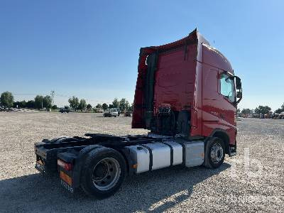 VOLVO FH 420 4x2 - Vilkikas: foto 3 VOLVO FH 420 4x2 - Vilkikas: foto 3