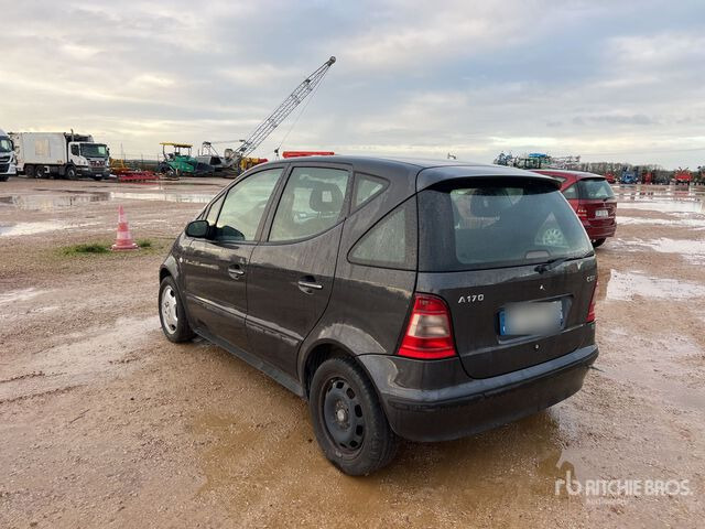 1999 Mercedes-Benz Classe A (Inoperable) Automobile - Lengvasis automobilis: foto 2 1999 Mercedes-Benz Classe A (Inoperable) Automobile - Lengvasis automobilis: foto 2