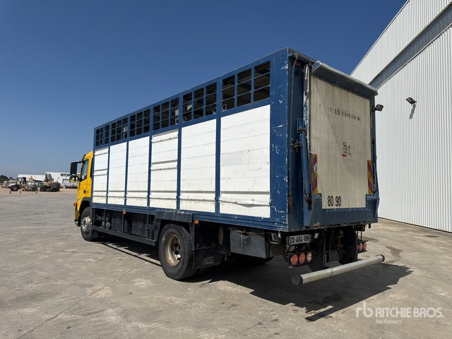 2003 Volvo FM12 420 4x2 Camion Betaillere Livestock Truck - Gyvulių pervežimo sunkvežimis: foto 4 2003 Volvo FM12 420 4x2 Camion Betaillere Livestock Truck - Gyvulių pervežimo sunkvežimis: foto 4