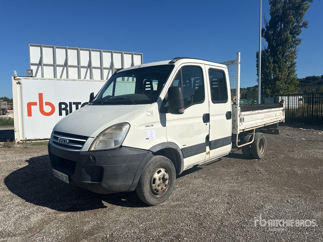 2007 Iveco 35C15 Crew Cab 4x2 Camion Benne Doubl ... S/A Dump Truck - Mažas savivartis, Komercinis automobilis su dviguba kabina: foto 2 2007 Iveco 35C15 Crew Cab 4x2 Camion Benne Doubl ... S/A Dump Truck - Mažas savivartis, Komercinis automobilis su dviguba kabina: foto 2