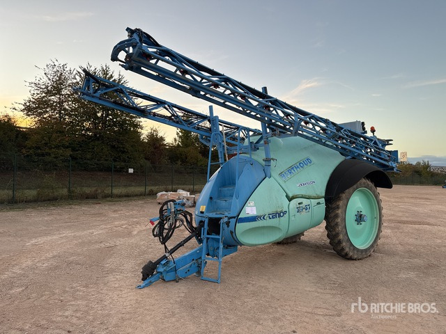 2008 Berthoud Tenor 35-37 28 m High Clearance Pulverisate ... Pull-Type Sprayer - Prikabinamas purkštuvas: foto 1 2008 Berthoud Tenor 35-37 28 m High Clearance Pulverisate ... Pull-Type Sprayer - Prikabinamas purkštuvas: foto 1