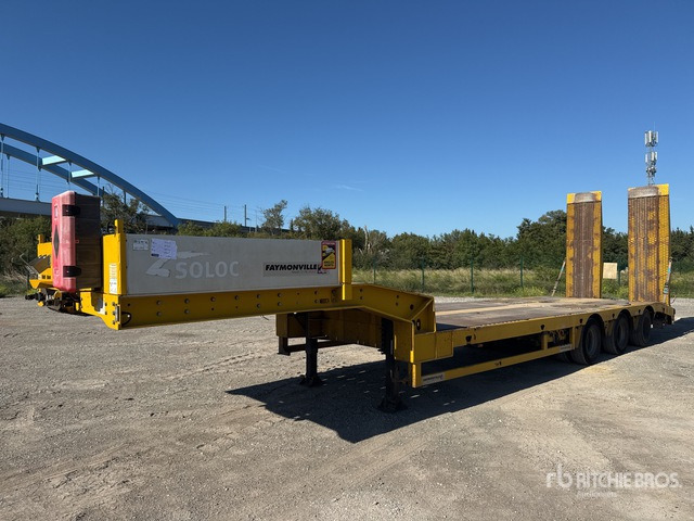 2008 Faymonville Multimax Tri/A Semi-Remorque Porte-Engin ... Lowboy Trailer - Žemo profilio platforma puspriekabė: foto 2 2008 Faymonville Multimax Tri/A Semi-Remorque Porte-Engin ... Lowboy Trailer - Žemo profilio platforma puspriekabė: foto 2