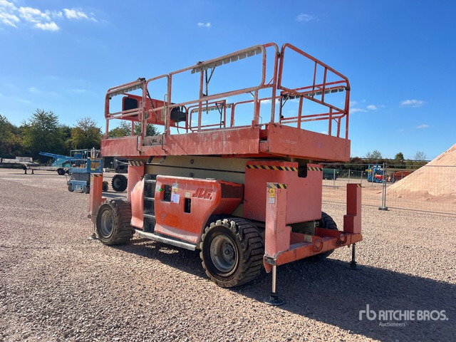 2008 JLG 4394 RT 4x4 Nacelle Ciseaux Scissor Lift - Žirklinis keltuvas: foto 4 2008 JLG 4394 RT 4x4 Nacelle Ciseaux Scissor Lift - Žirklinis keltuvas: foto 4