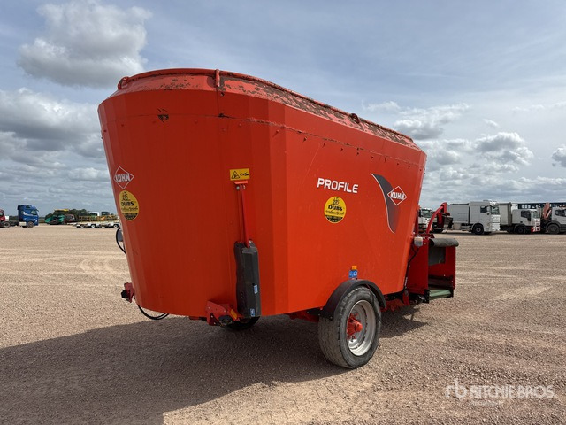 2011 Kuhn Profile 1880 Melangeuse Distributrice Livestock Feeder - Pašarų maišytuvas: foto 4 2011 Kuhn Profile 1880 Melangeuse Distributrice Livestock Feeder - Pašarų maišytuvas: foto 4
