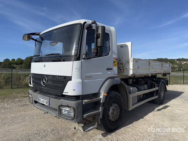 2011 Mercedes-Benz Axor 1833 Camion Amplirol Roll-Off Truck - Hook-lift sunkvežimis: foto 2 2011 Mercedes-Benz Axor 1833 Camion Amplirol Roll-Off Truck - Hook-lift sunkvežimis: foto 2