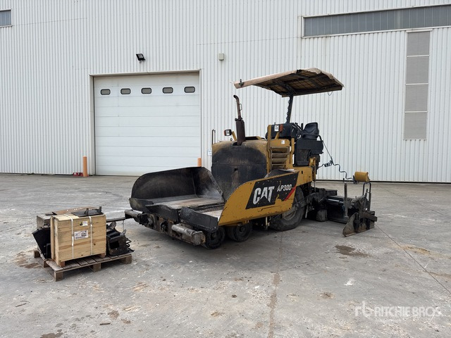2012 Cat AP300 Wheel Finisseur Asphalt Paver - Asfalto klotuvas: foto 1 2012 Cat AP300 Wheel Finisseur Asphalt Paver - Asfalto klotuvas: foto 1