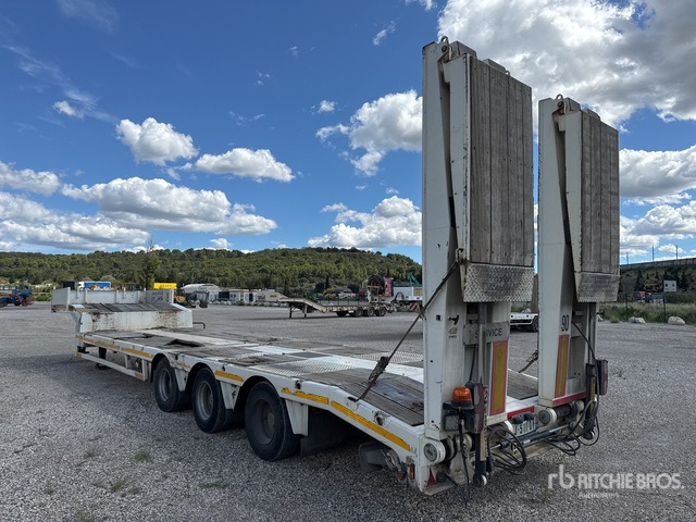 2012 Faymonville Multimax 56500 kg Tri/A Semi-Remorque Po ... Lowboy Trailer - Žemo profilio platforma puspriekabė: foto 4 2012 Faymonville Multimax 56500 kg Tri/A Semi-Remorque Po ... Lowboy Trailer - Žemo profilio platforma puspriekabė: foto 4