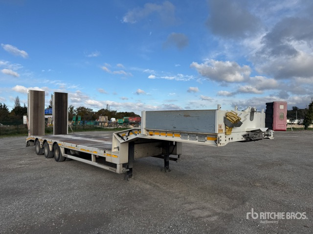 2012 Faymonville Multimax Tri/A Remorque Porte-Engin Lowboy Trailer - Žemo profilio platforma priekaba: foto 3 2012 Faymonville Multimax Tri/A Remorque Porte-Engin Lowboy Trailer - Žemo profilio platforma priekaba: foto 3