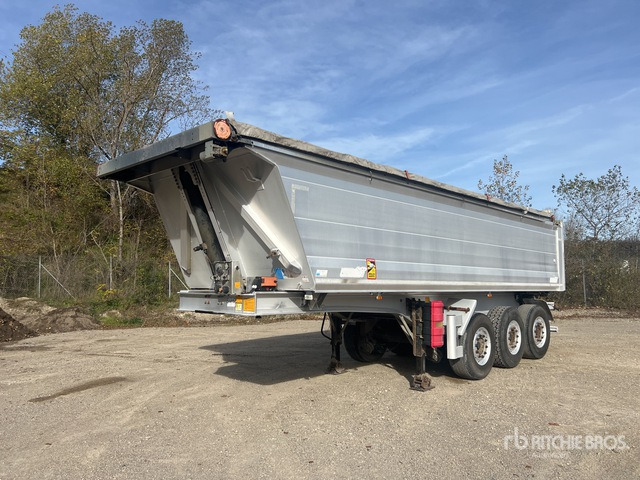 2013 Benalu SAS C39C17 Tri/A Semi-Remorque Benne End Dump Trailer - Savivartis priekaba: foto 2 2013 Benalu SAS C39C17 Tri/A Semi-Remorque Benne End Dump Trailer - Savivartis priekaba: foto 2