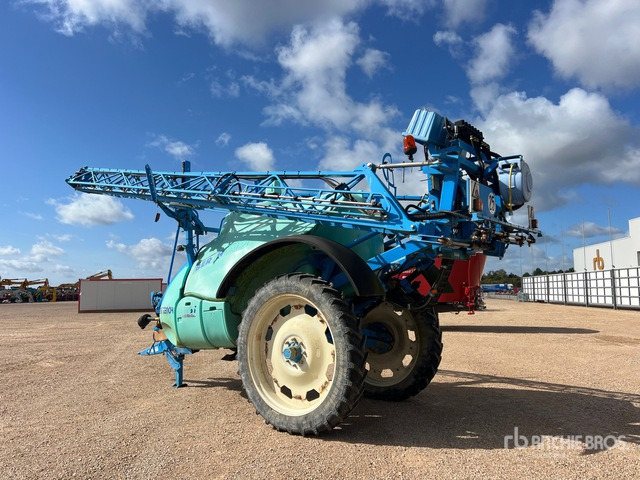 2013 Berthoud Tenor 35-37 27 m High Clearance Pulverisate ... Pull-Type Sprayer - Prikabinamas purkštuvas: foto 3 2013 Berthoud Tenor 35-37 27 m High Clearance Pulverisate ... Pull-Type Sprayer - Prikabinamas purkštuvas: foto 3
