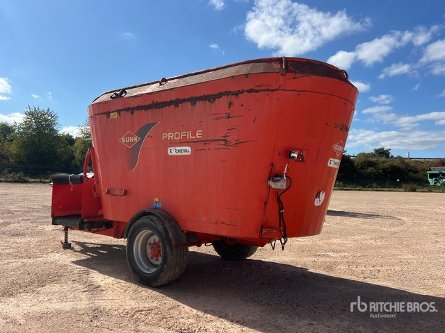 2013 Kuhn Profile 1880 Melangeuse Distributrice 1 Essi ... Feed Mixer - Pašarų maišytuvas: foto 3 2013 Kuhn Profile 1880 Melangeuse Distributrice 1 Essi ... Feed Mixer - Pašarų maišytuvas: foto 3
