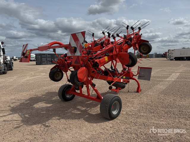 2015 Kuhn GF10802TGII 10.8 m Semi-Mount 10 Rotor Faneuse Hay Tedder - Šieno grėblys/ Vartytuvas: foto 4 2015 Kuhn GF10802TGII 10.8 m Semi-Mount 10 Rotor Faneuse Hay Tedder - Šieno grėblys/ Vartytuvas: foto 4