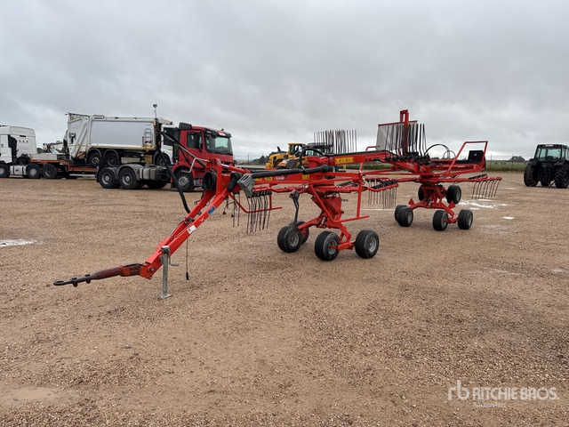 2016 Kuhn GA6632 6.6 m Semi-Mount 2 Rotor Andaineuse Hay Rake - Šieno grėblys/ Vartytuvas: foto 1 2016 Kuhn GA6632 6.6 m Semi-Mount 2 Rotor Andaineuse Hay Rake - Šieno grėblys/ Vartytuvas: foto 1