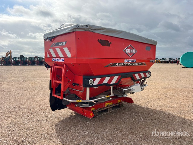 2018 Kuhn Axis 50.2 M-EMC-W 36 m 3-Point 5000 L Epandeur A ... Fertilizer Spreader - Trąšų barstytuvas: foto 3 2018 Kuhn Axis 50.2 M-EMC-W 36 m 3-Point 5000 L Epandeur A ... Fertilizer Spreader - Trąšų barstytuvas: foto 3