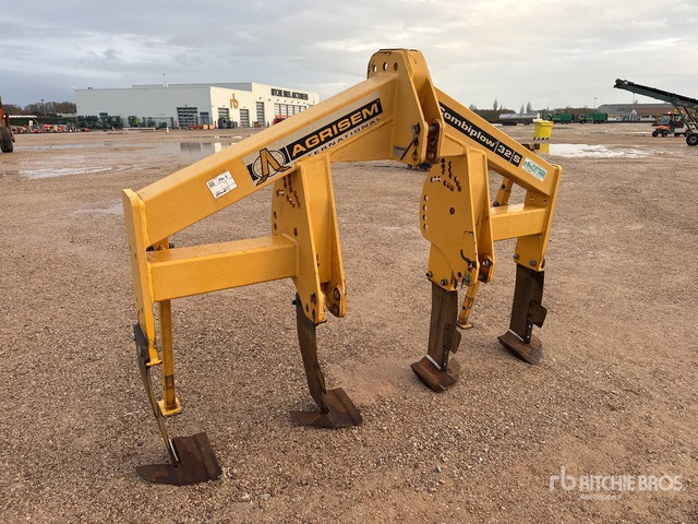 Agrisem Combiplow 32S Subsoiler - Giluminis purentuvas: foto 1 Agrisem Combiplow 32S Subsoiler - Giluminis purentuvas: foto 1