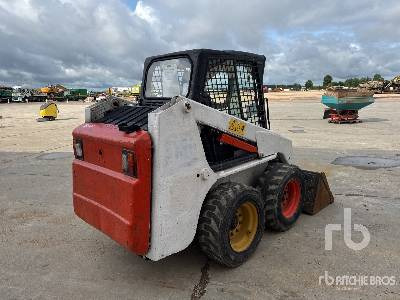 BOBCAT S130 Chargeuse Compacte - Mini krautuvas: foto 3 BOBCAT S130 Chargeuse Compacte - Mini krautuvas: foto 3