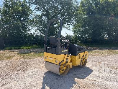 BOMAG BW100AD-4 Compacteur Vibrant Tandem - Asfalto volus: foto 3 BOMAG BW100AD-4 Compacteur Vibrant Tandem - Asfalto volus: foto 3