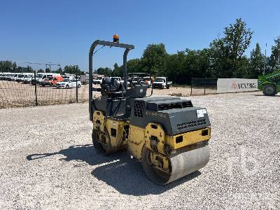 BOMAG BW100AD3 Compacteur Vibrant Tandem - Asfalto volus: foto 4 BOMAG BW100AD3 Compacteur Vibrant Tandem - Asfalto volus: foto 4