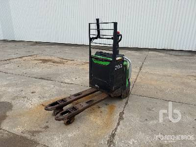 CESAB P320 2000 kg Electric Transpalette E ... - Padėklų krautuvas: foto 1 CESAB P320 2000 kg Electric Transpalette E ... - Padėklų krautuvas: foto 1