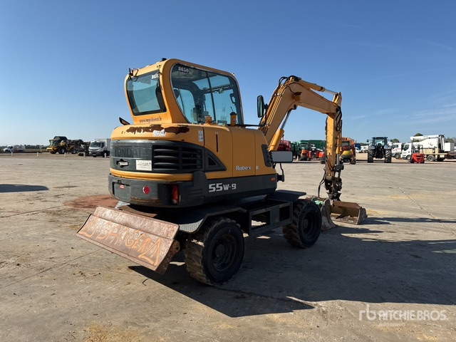 Hyundai R55W9 Pelle hydraulique sur roues - Ratinis ekskavatorius: foto 3 Hyundai R55W9 Pelle hydraulique sur roues - Ratinis ekskavatorius: foto 3