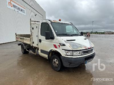 IVECO 35C12 Camion Benne - Savivartis sunkvežimis: foto 5 IVECO 35C12 Camion Benne - Savivartis sunkvežimis: foto 5