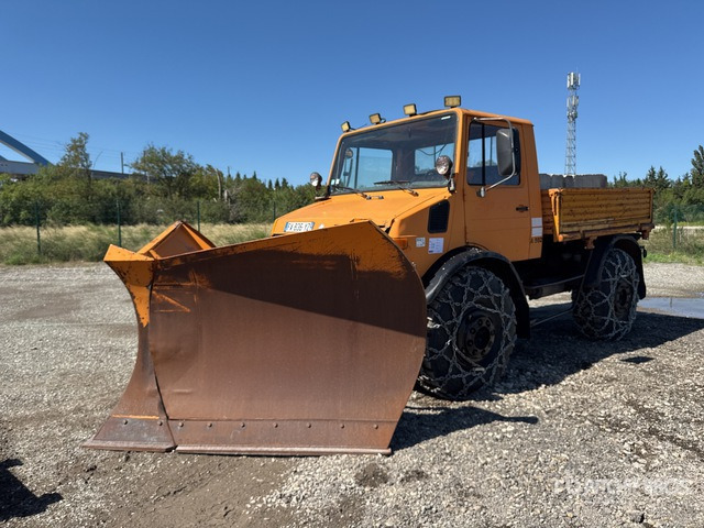 1982 Unimog 425C 4x4 Camion De Service 4x4 Service Truck - Komunalinė/ Specializuota technika, Sunkvežimis: foto 1 1982 Unimog 425C 4x4 Camion De Service 4x4 Service Truck - Komunalinė/ Specializuota technika, Sunkvežimis: foto 1