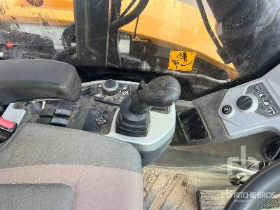 Ratinis ekskavatorius MECALAC 12MTX Pelle Sur Pneus: foto 8
