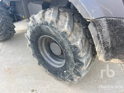 Ratinis ekskavatorius MECALAC 12MTX Pelle Sur Pneus: foto 17