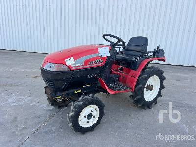 MITSUBISHI MT136F 4WD Tracteur Utilitaire - Mini traktorius: foto 1 MITSUBISHI MT136F 4WD Tracteur Utilitaire - Mini traktorius: foto 1