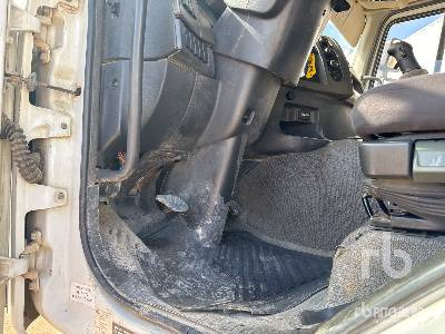Savivartis sunkvežimis RENAULT KERAX 410DXI 8x4 Camion Benne: foto 10