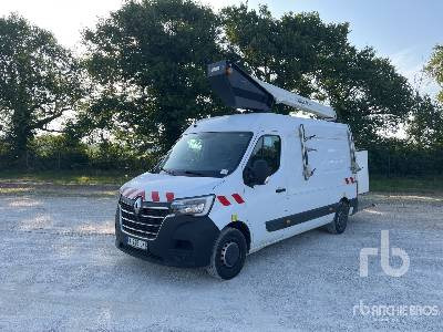 RENAULT MASTER 2021 Versalift VTL135EVO 11 m o ... - Autobokštelio: foto 1 RENAULT MASTER 2021 Versalift VTL135EVO 11 m o ... - Autobokštelio: foto 1
