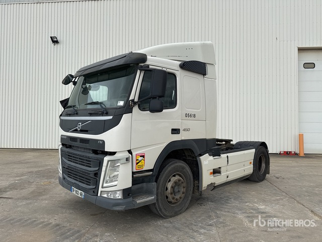 2015 Volvo FM450 Tracteur Routier Cabine Couchette S/A Sleeper Truck Tractor - Vilkikas: foto 2 2015 Volvo FM450 Tracteur Routier Cabine Couchette S/A Sleeper Truck Tractor - Vilkikas: foto 2