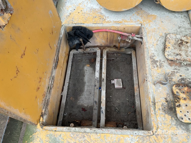 1999 Cat 771D Haul Truck - Karjerinis savivartis: foto 4 1999 Cat 771D Haul Truck - Karjerinis savivartis: foto 4