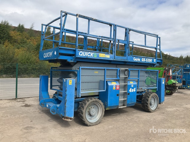 2007 Genie GS-5390 4x4 Diesel Scissor Lift - Žirklinis keltuvas: foto 4 2007 Genie GS-5390 4x4 Diesel Scissor Lift - Žirklinis keltuvas: foto 4